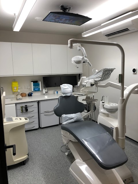 The Whitehouse Dental Clinic