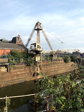 Old crane side of New North Bridge House