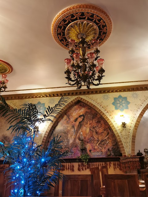 Zaytoon Restaurant