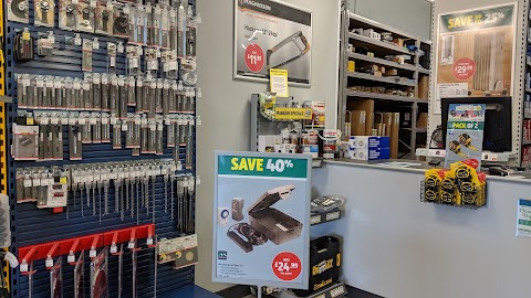 Screwfix Bromborough