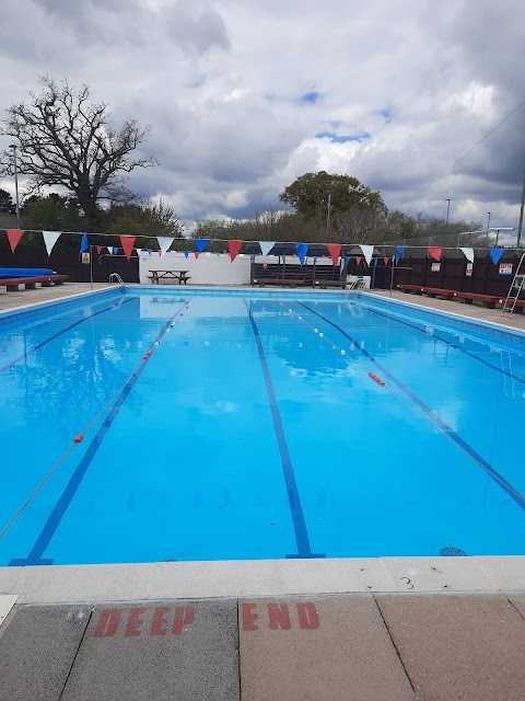 Kingsteignton Swimming Pool