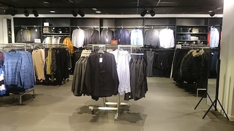 H&M