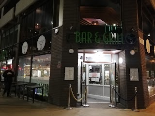 Portland Bar & Grill