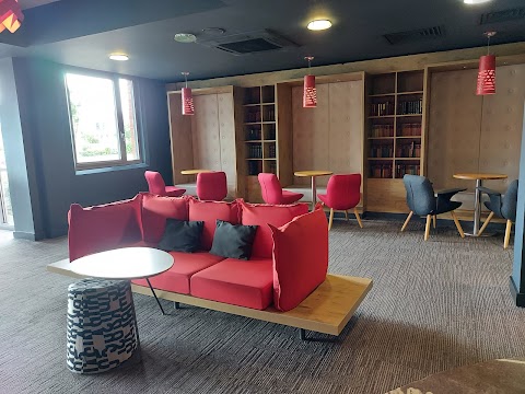 ibis Swansea