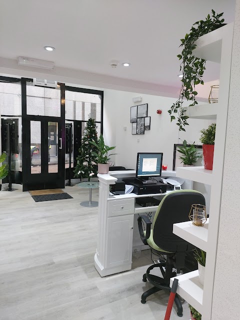 Hair & Skin clinic