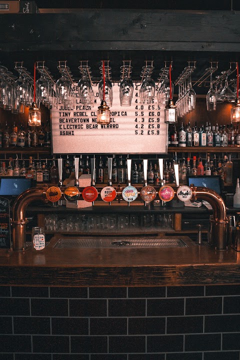 Juno Bar and Kitchen