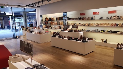 Kurt Geiger East Midlands Outlet