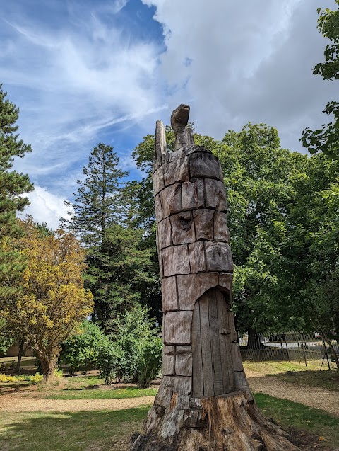 Staunton Country Park