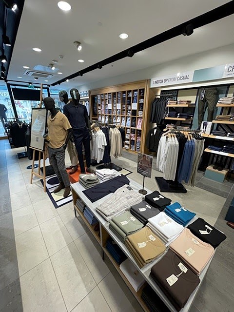 Moss Bros Milton Keynes