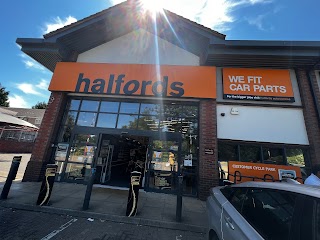 Halfords - Croydon Wickham Road