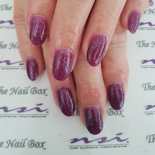 Louisa nails and beauty