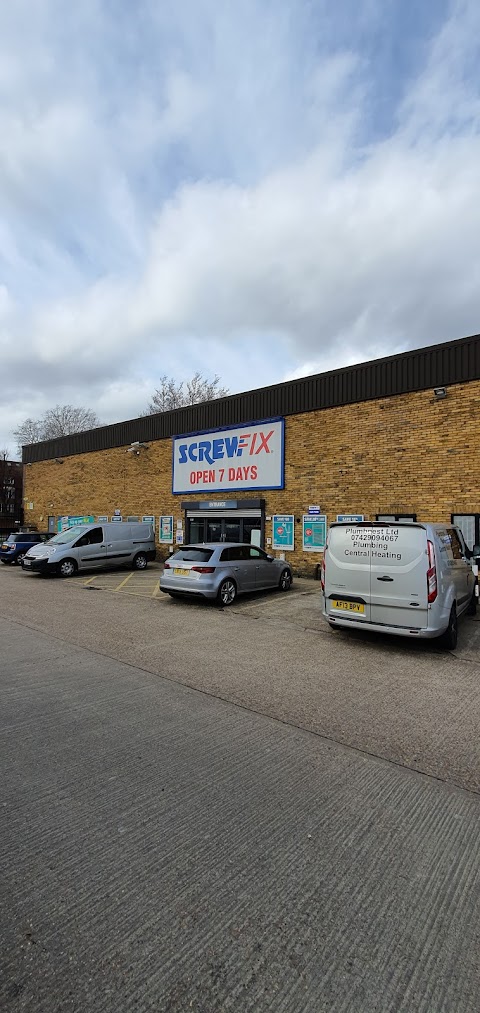 Screwfix Brixton