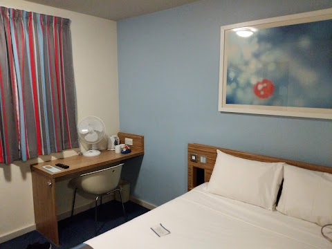 Travelodge Bolton Central River Street