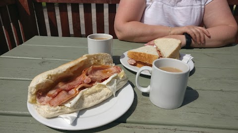 Lillypool Cafe and farm shop