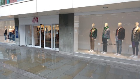 H&M