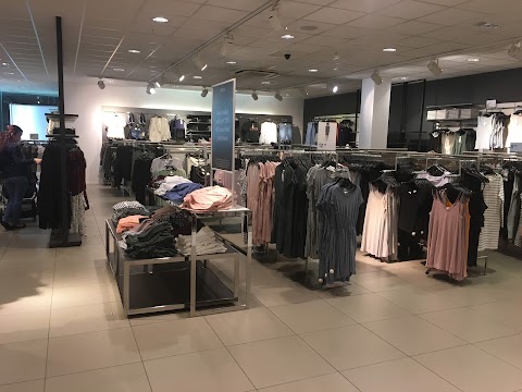 H&M