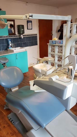 Royal Dental Clinic (Maria)