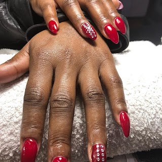 Magi Nails & Beauty