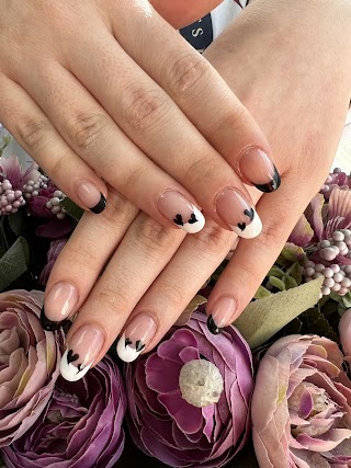 Allure Nails