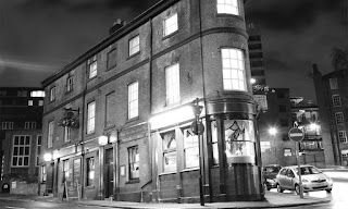 The Three Tuns, S1