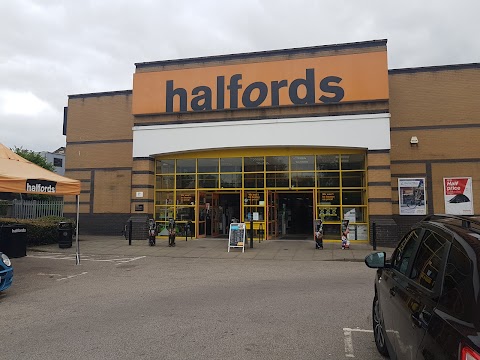 Halfords - Hemel Hempstead