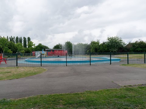 Alderman Kneeshaw Recreation Centre