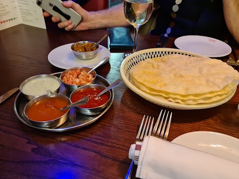 Ozmi Indian Eatery & Restaurant