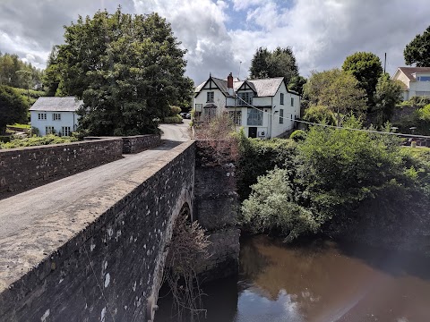 Newbridge on Usk