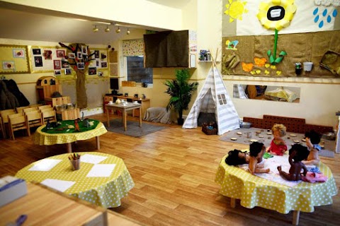 Little Acorns Private Day Nursery & Pre-School