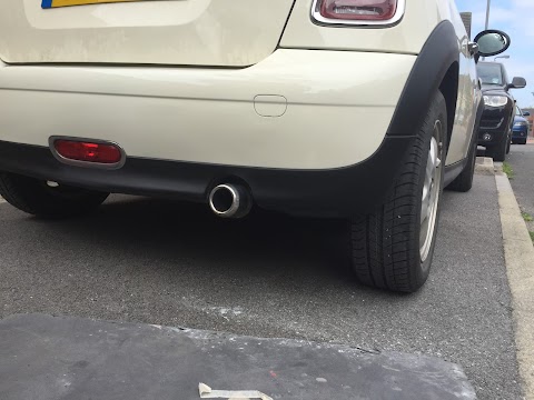 Car Bumper Repairs Cardiff