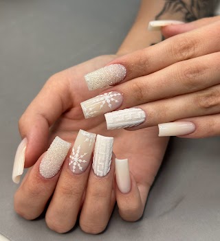 J Nails & Beauty