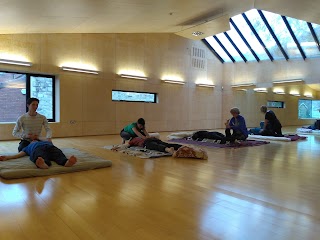 The Bath School Of Shiatsu And Yoga