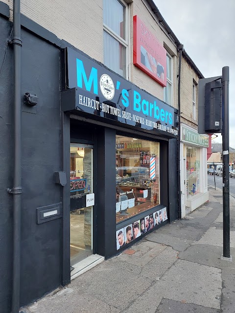 MO'S BARBERS