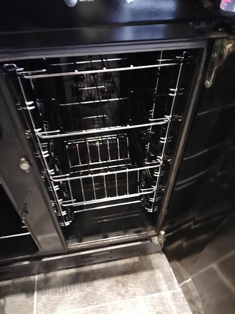 P J R Oven Cleaning
