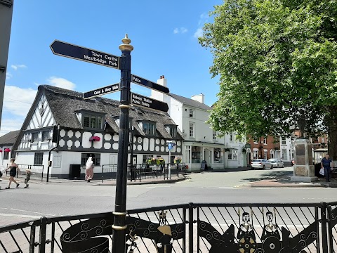 Crown and Anchor Stone