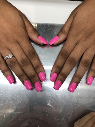 Lisa Nails