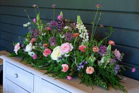 Milton Keynes Funeral Flowers