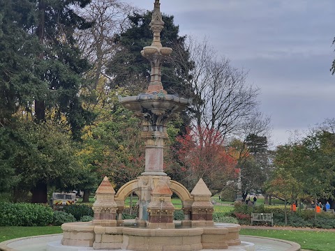 Pump Room Gardens