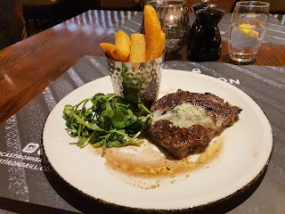 Cast Iron Bar & Grill, Heathrow