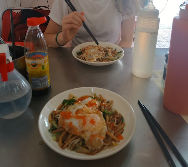 Sok Leng Lort Cha (សុខ ឡាង វាលមេន)