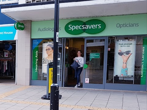 Specsavers Opticians and Audiologists - Woodley