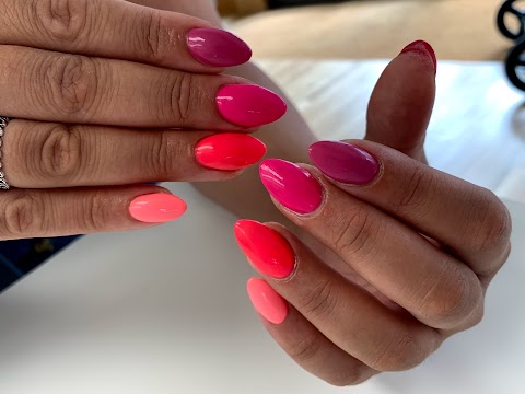 Janea Nails & Beauty