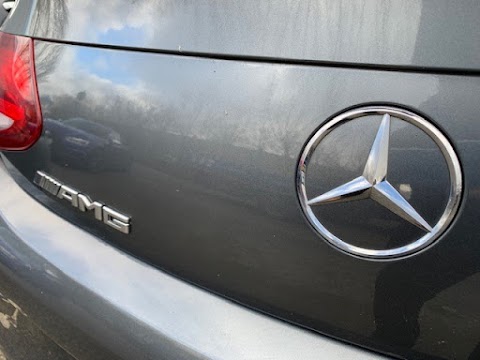 Autoclass Garage. Mercedes / AMG Independent specialist