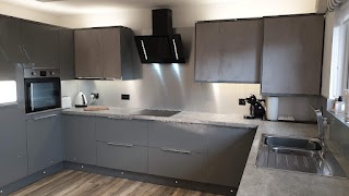 Llucias Kitchens