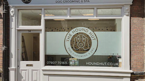 The Hound Hut - Dog Grooming And Spa