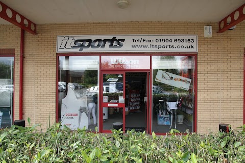 IT Sports The Racquet Specialists