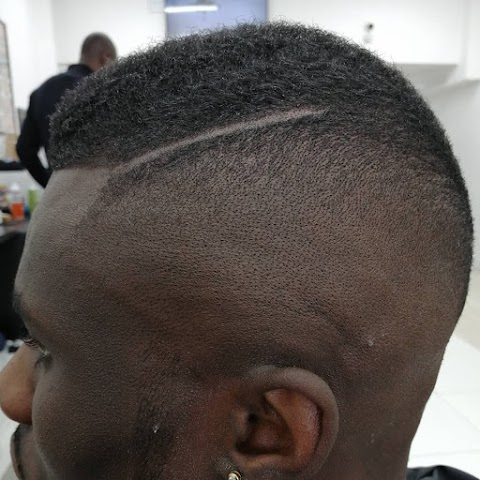 RAYZ BARBER SHOP