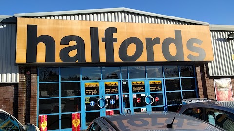 Halfords - Northwich