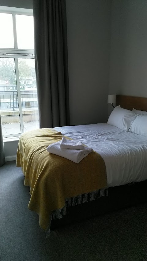 PREMIER SUITES - Serviced Apartments Reading