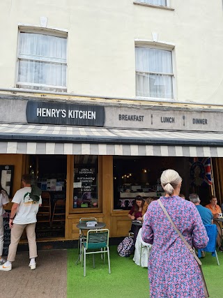 Henry's Kitchen